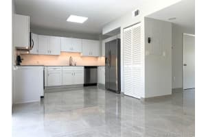 10154 SW 77th Ct, Miami, FL 33156, Sold 12/19/20