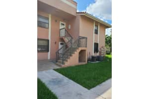9810 Hammocks Blvd, Miami, FL 33196, Sold 02/03/21