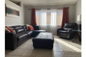 8340 NW 197th St, Hialeah, FL 33015, Sold 11/25/20