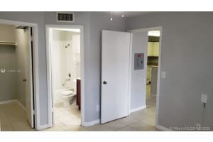 4032 NW 87th Ave, Sunrise, FL 33351, Sold 11/16/20