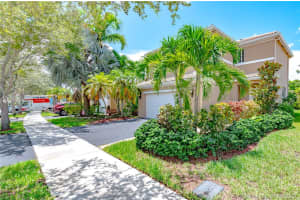 1528 Salerno Cir, Weston, FL 33327, Sold 02/05/21