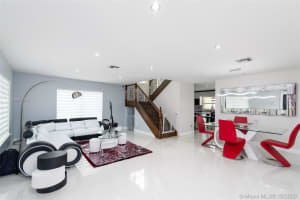 8920 NW 187th St, Hialeah, FL 33018, Sold 01/29/21
