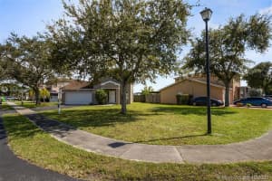 9584 NW 52nd Manor, Sunrise, FL 33351, Sold 11/10/20