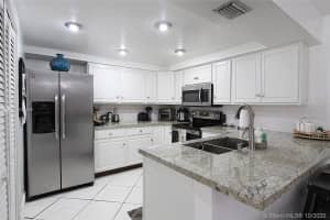 8440 SW 154th Cir Ct, Miami, FL 33193, Sold 11/30/20