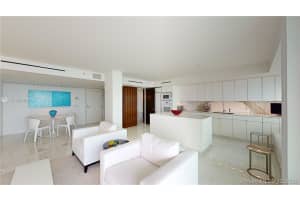 800 Claughton Island Dr, Miami, FL 33131, Sold 01/29/21