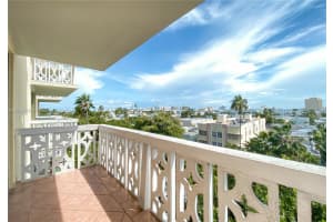 1020 Meridian Ave, Miami Beach, FL 33139, Sold 01/12/22