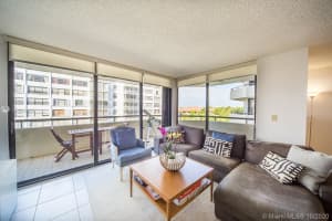 170 Ocean Ln Dr, Key Biscayne, FL 33149, Sold 12/03/20