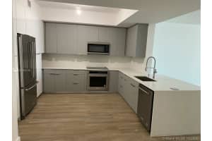 3340 NE 190th St, Aventura, FL 33180, Sold 02/10/21