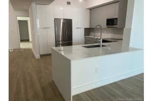 3340 NE 190th St, Aventura, FL 33180, Sold 02/10/21