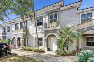 4904 SW 141st Ave, Miramar, FL 33027, Sold 03/05/21