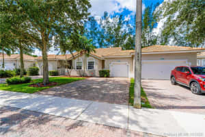 2801 E Aragon Blvd, Sunrise, FL 33313, Sold 12/14/20
