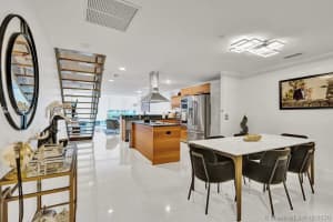 2950 NE 188th St, Miami, FL 33180, Sold 02/12/21