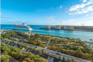 300 South Pointe Dr, Miami Beach, FL 33139, Sold 07/07/21