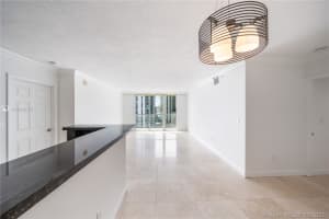 1155 Brickell Bay Dr, Miami, FL 33131, Sold 04/29/21