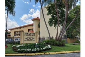 8893 Fontainebleau Blvd, Miami, FL 33172, Sold 01/29/21