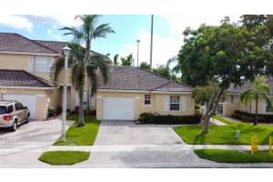8940 NW 53rd St, Sunrise, FL 33351, Sold 12/30/20