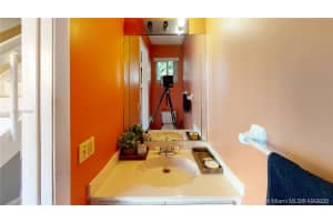 8173 NW 8th St, Miami, FL 33126, Sold 11/21/20