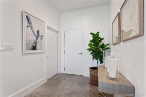 2001 Meridian Ave, Miami Beach, FL 33139, Sold 02/16/21