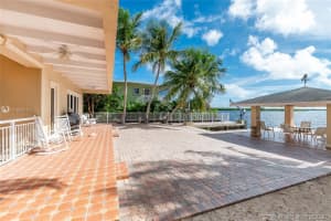 632 Island Dr, Key Largo, FL 33037, Sold 12/17/20