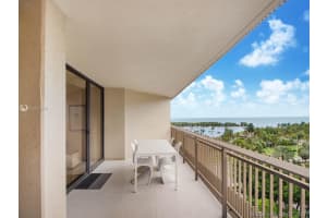 2901 S Bayshore Dr #8d, Miami, FL 33133, Sold 01/27/21