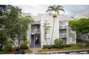 11177 SW 8th St, Pembroke Pines, FL 33025, Sold 12/10/20
