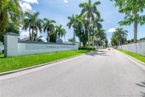 842 SW 9th St, Homestead, FL 33034, Sold 11/18/20