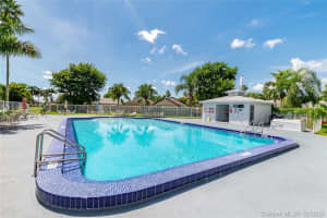 842 SW 9th St, Homestead, FL 33034, Sold 11/18/20