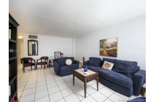 1030 9th St, Miami Beach, FL 33139, Sold 03/18/21