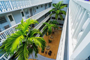 329 SE 3rd St #502p, Hallandale Beach, FL 33009, Sold 07/12/21