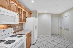 6182 Laurel Ln, Tamarac, FL 33319, Sold 01/28/21