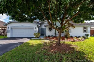 492 Barbri Ln, Davie, FL 33325, Sold 12/15/20
