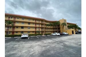 443 NE 195th St, Miami, FL 33179, Sold 08/02/21