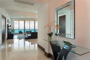 5959 Collins Ave, Miami, FL 33140, Sold 05/14/21