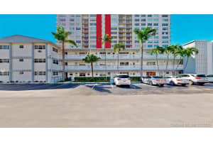 3133 S Ocean Dr, Hallandale Beach, FL 33009, Sold 10/30/20