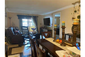 2735 W 52nd St, Hialeah, FL 33016, Sold 01/25/21