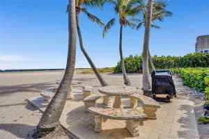 1012 N Ocean Blvd, Pompano Beach, FL 33062, Sold 11/01/21