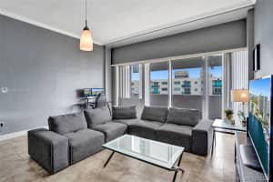7545 E Treasure Dr #10k, North Bay Village, FL 33141, Sold 12/04/20