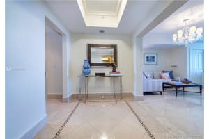 17875 Collins Ave, Sunny Isles Beach, FL 33160, Sold 02/25/21