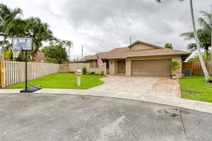 8655 SW 57th Ct, Cooper City, FL 33328, Sold 12/07/20