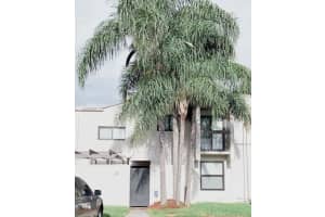 4728 SW 67th Ave APT J3, Miami, FL 33155, Sold 11/20/20
