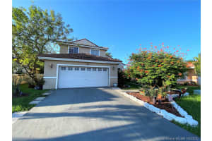 18906 NW 10th St, Pembroke Pines, FL 33029, Sold 01/11/21