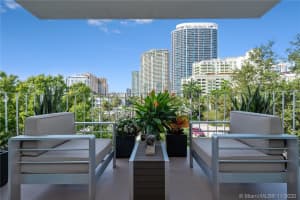 800 SE 4th St, Fort Lauderdale, FL 33301, Sold 03/16/21