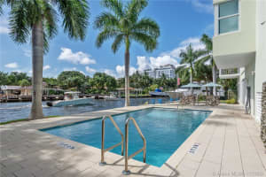800 SE 4th St, Fort Lauderdale, FL 33301, Sold 03/16/21