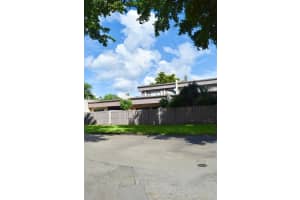 10622 SW 74th Terrace, Miami, FL 33173, Sold 10/25/20
