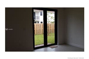 9852 NW 10 Terrace, Miami, FL 33172, Sold 04/08/21