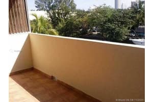 4011 Meridian Ave, Miami Beach, FL 33140, Sold 07/28/21
