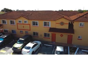 17322 NW 74th Ave, Hialeah, FL 33015, Sold 12/03/20