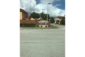 17322 NW 74th Ave, Hialeah, FL 33015, Sold 12/03/20