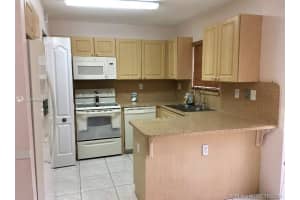 17322 NW 74th Ave, Hialeah, FL 33015, Sold 12/03/20