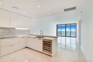 15701 Collins Ave Suite 4401, Sunny Isles Beach, FL 33160, Sold 03/15/21